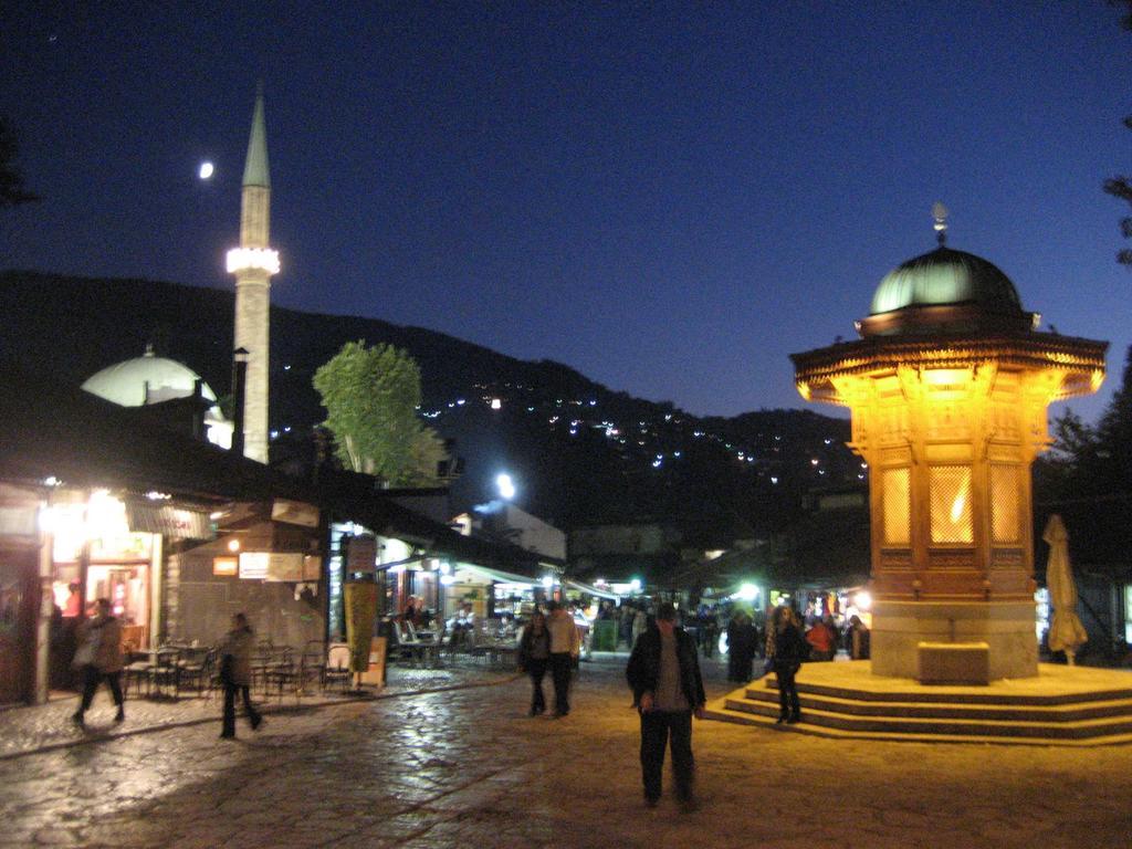 Apartments Center Sarajevo Esterno foto